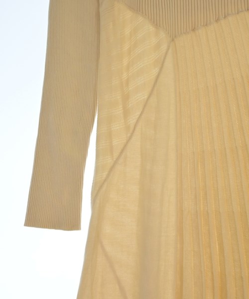 emmi atelier（エミアトリエ）ワンピース ベージュ サイズ:1(S位) レディース/2200625388103