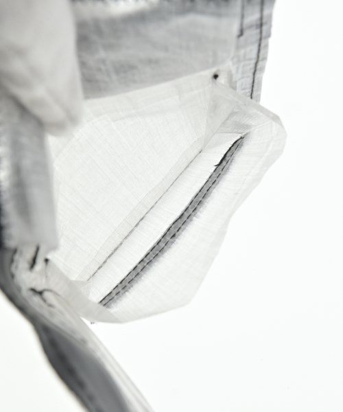 and wander（アンド　ワンダー）財布・コインケース グレー サイズ:- メンズ/2200620859165