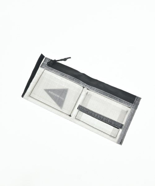 and wander（アンド　ワンダー）財布・コインケース グレー サイズ:- メンズ/2200620859165