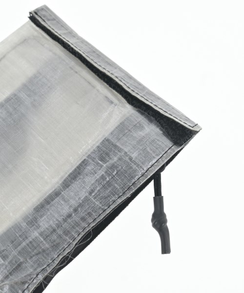 and wander（アンド　ワンダー）財布・コインケース グレー サイズ:- メンズ/2200620859165