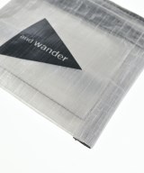 and wander（アンド　ワンダー）財布・コインケース グレー サイズ:- メンズ/2200620859165