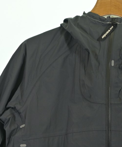 and wander（アンド　ワンダー）マウンテンパーカー グレー サイズ:00(XXS位) レディース/2200638178227