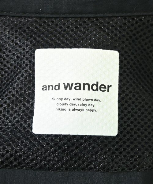 and wander（アンド　ワンダー）カジュアルシャツ 黒 サイズ:M メンズ/2200701414016