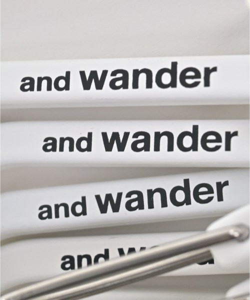 and wander（アンド　ワンダー）小物類（その他） 白 サイズ:F メンズ/2200710441386