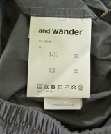 and wander（アンド　ワンダー）ロング・マキシ丈スカート グレー サイズ:S レディース/2200710441560