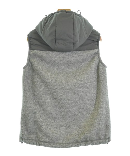 and wander（アンド　ワンダー）ダウンジャケット/ダウンベスト グレー サイズ:0(XS位) レディース/2200666796066