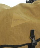 and wander（アンド　ワンダー）メッセンジャーバッグ ベージュ サイズ:- メンズ/2200666796356