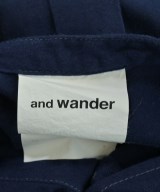 and wander（アンド　ワンダー）カジュアルシャツ 紺 サイズ:3(XL位) メンズ/2200667803145