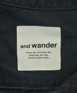 and wander（アンド　ワンダー）カジュアルシャツ 紺 サイズ:4(XL位) メンズ/2200678441077
