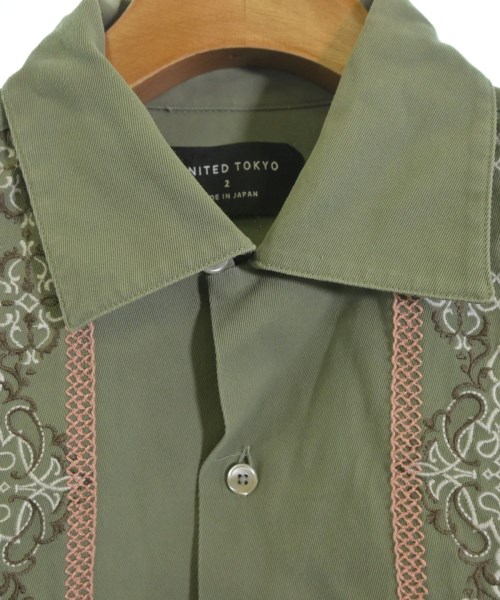 UNITED TOKYO（ユナイテッドトウキョウ）カジュアルシャツ カーキ サイズ:2(M位) メンズ/2200635905093