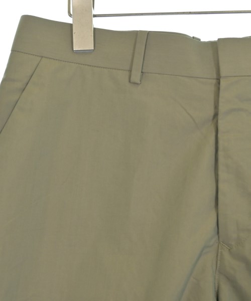AURALEE（オーラリー）その他 カーキ サイズ:4(M位) メンズ/2200654060056