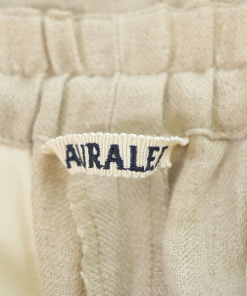 AURALEE（オーラリー）ショートパンツ ベージュ サイズ:3(S位) メンズ/2200683382013