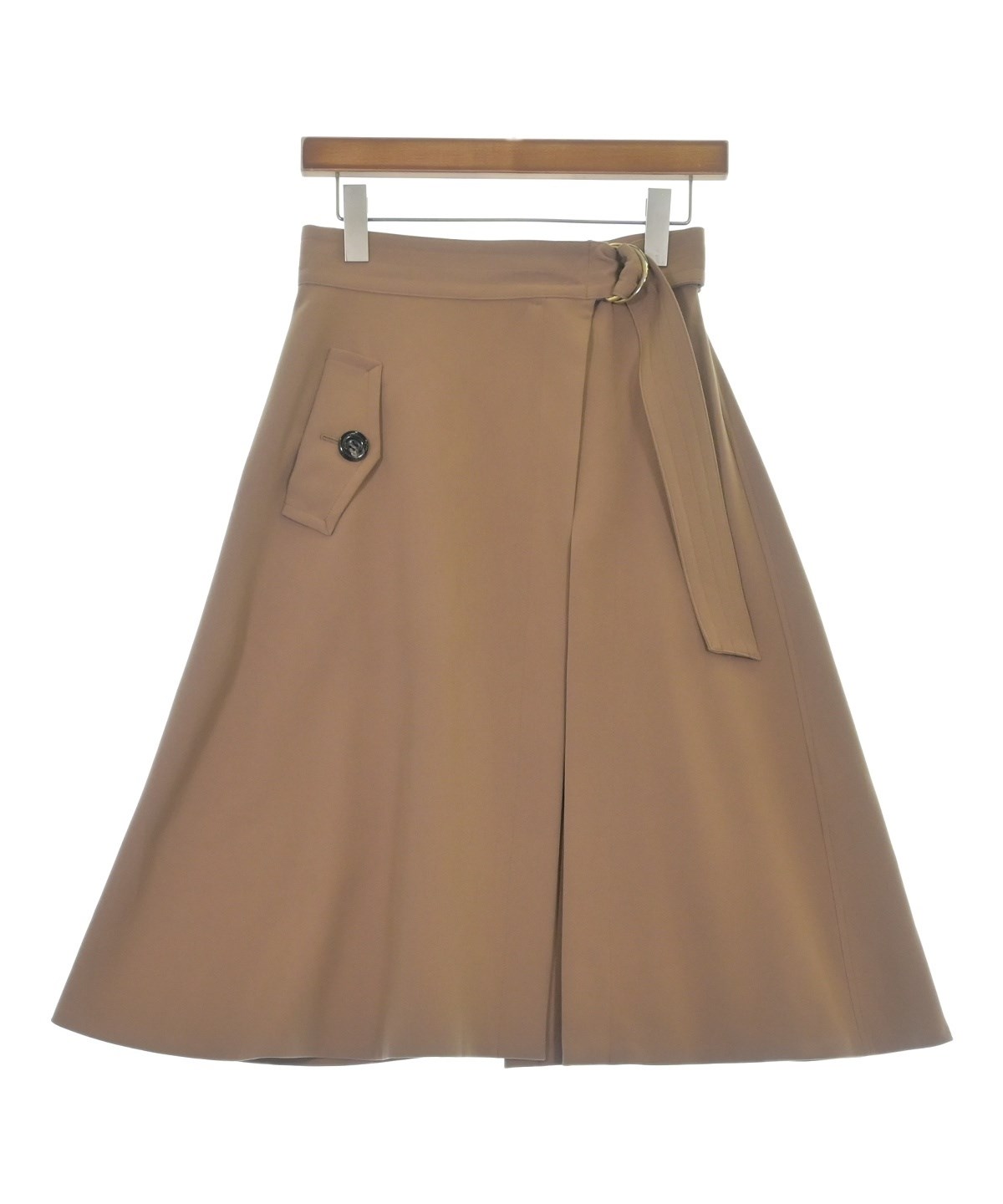BLUE LABEL CRESTBRIDGE（ブルーレーベルクレストブリッジ）ひざ
