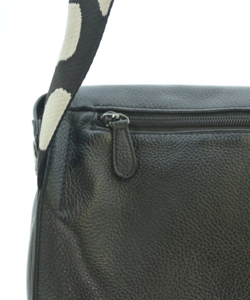 ear PAPILLONNER（イアパピヨネ）ショルダーバッグ 黒 サイズ:- レディース/2200676915037