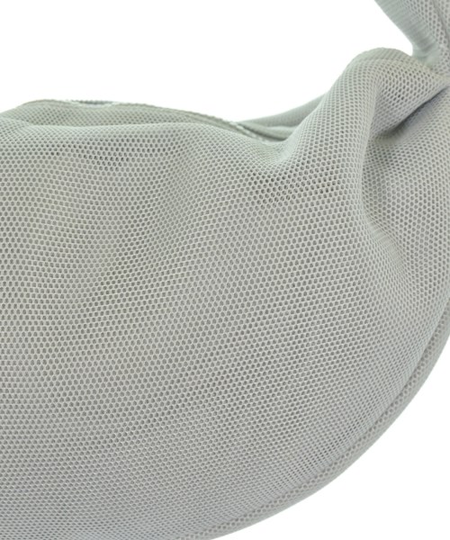 ear PAPILLONNER（イアパピヨネ）ショルダーバッグ グレー サイズ:- レディース/2200649920167