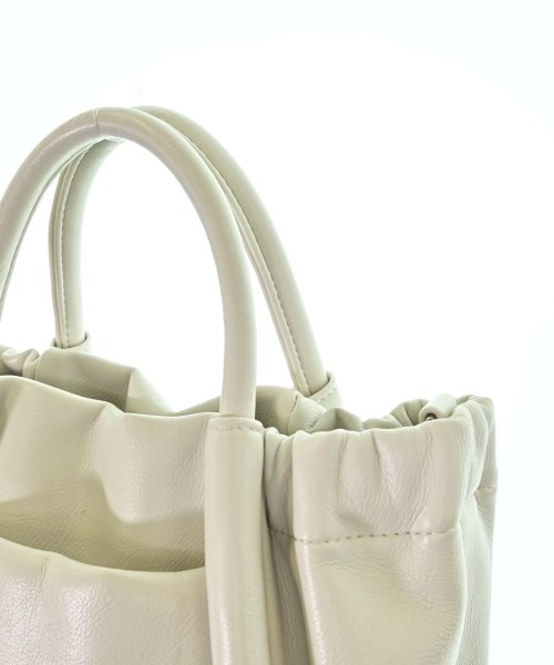 ear PAPILLONNER（イアパピヨネ）ハンドバッグ 白 サイズ:- レディース/2200666844026