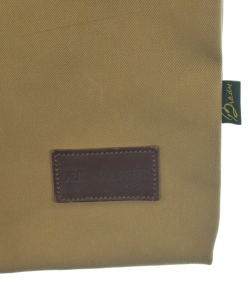 Brady（ブレディ）ショルダーバッグ ベージュ サイズ:- メンズ/2200638829013