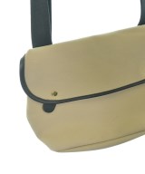 Brady（ブレディ）ショルダーバッグ ベージュ サイズ:- メンズ/2200673361011