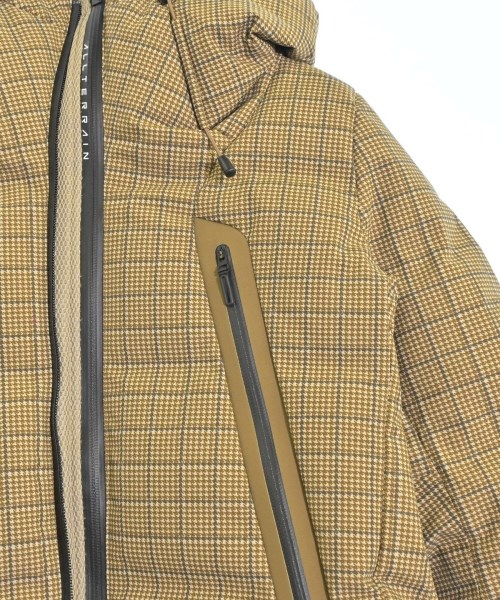 TODD SNYDER（トッド　スナイダー）ダウンジャケット/ダウンベスト ベージュ サイズ:S メンズ/2200630398043