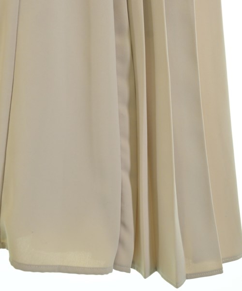 Noela（ノエラ）ワンピース ベージュ サイズ:M レディース/2200645482126