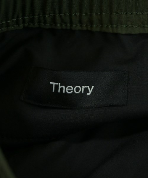 Theory（セオリー）ショートパンツ カーキ サイズ:28(S位) メンズ/2200640207021