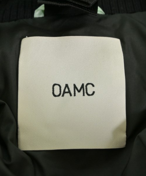 OAMC（オーエーエムシー）ダウンジャケット/ダウンベスト 黒 サイズ:S メンズ/2200639600017