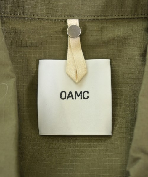 OAMC（オーエーエムシー）カジュアルシャツ カーキ サイズ:M メンズ/2200631450061