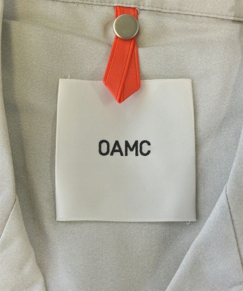 OAMC（オーエーエムシー）カジュアルシャツ グレー サイズ:XS メンズ/2200612855298
