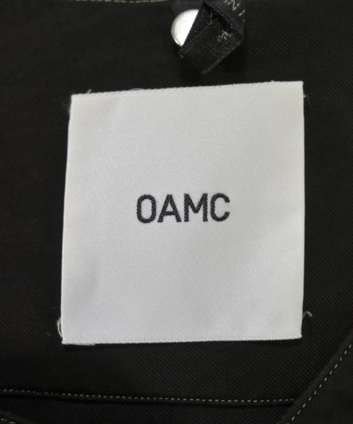 OAMC（オーエーエムシー）カジュアルシャツ 黒 サイズ:XS メンズ/2200616731079