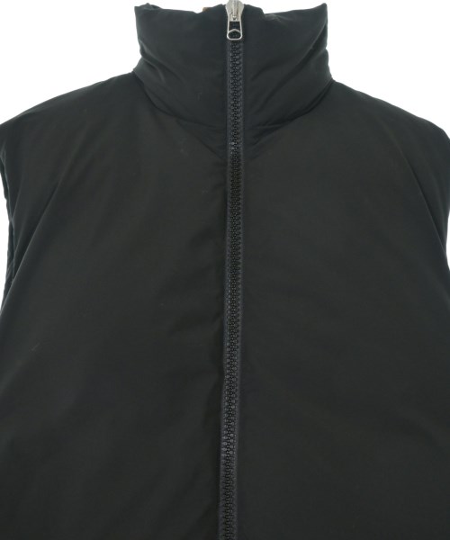 OAMC（オーエーエムシー）ダウンジャケット/ダウンベスト 黒 サイズ:XS メンズ/2200652138016