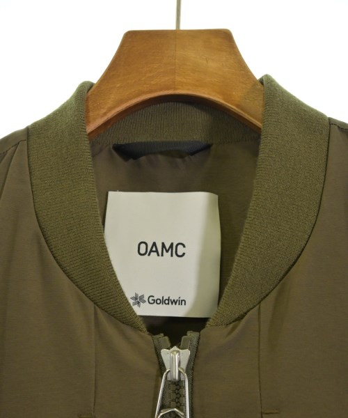 OAMC（オーエーエムシー）その他 カーキ サイズ:4(XL位) メンズ/2200653205021