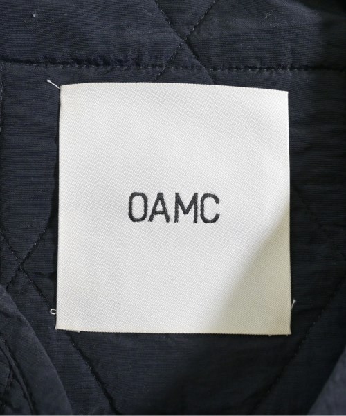 OAMC（オーエーエムシー）ダウンジャケット/ダウンベスト 黒 サイズ:S メンズ/2200726253010