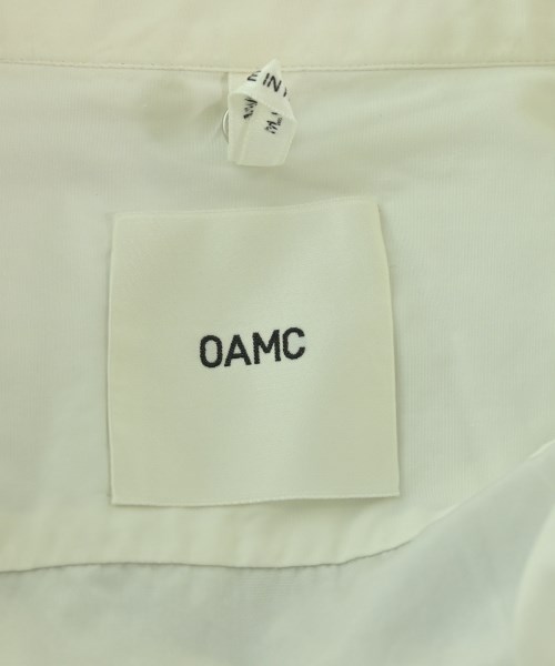OAMC（オーエーエムシー）カジュアルシャツ 白 サイズ:M メンズ/2200685988060