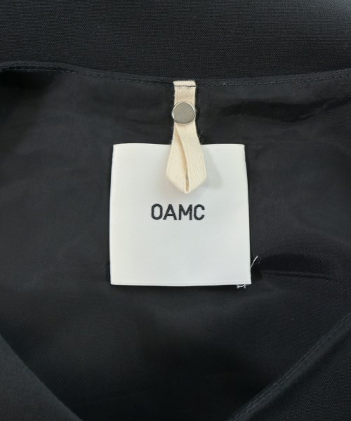OAMC（オーエーエムシー）カジュアルシャツ 黒 サイズ:S メンズ/2200687154043