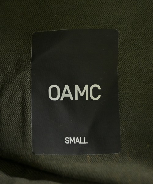 OAMC（オーエーエムシー）Tシャツ・カットソー カーキ サイズ:S メンズ/2200685625026