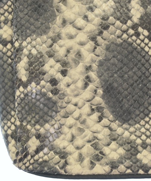 GIANNI NOTARO Carol J.（ジャンニノターロキャロルジェイ）ショルダーバッグ 白 サイズ:- レディース/2200613934077