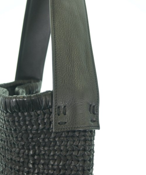 POMTATA（ポンタタ）ショルダーバッグ 黒 サイズ:- レディース/2200626370084