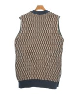 MAISON KITSUNE（メゾンキツネ）ベスト グレー サイズ:XS メンズ/2200631896081