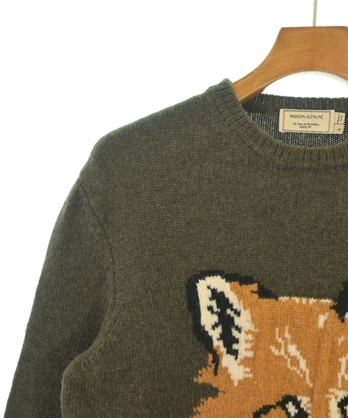 MAISON KITSUNE（メゾンキツネ）ニット・セーター カーキ サイズ:S メンズ/2200625656028