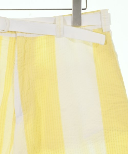 MAISON KITSUNE（メゾンキツネ）ショートパンツ 黄 サイズ:M メンズ/2200628970060