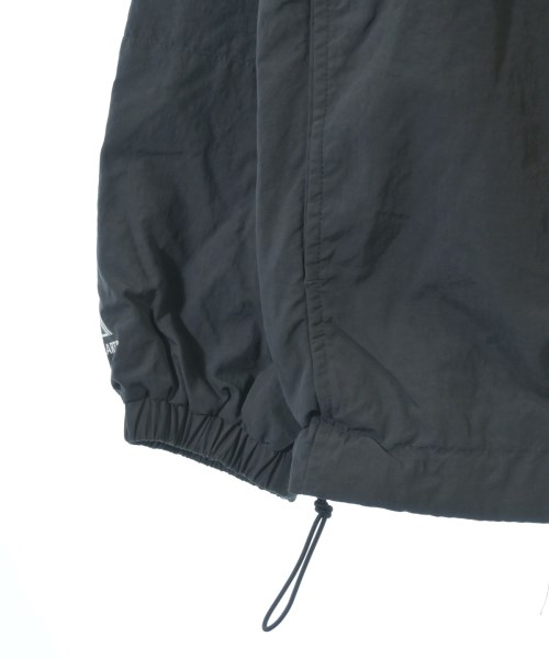 MAISON KITSUNE（メゾンキツネ）マウンテンパーカー グレー サイズ:S メンズ/2200627752025