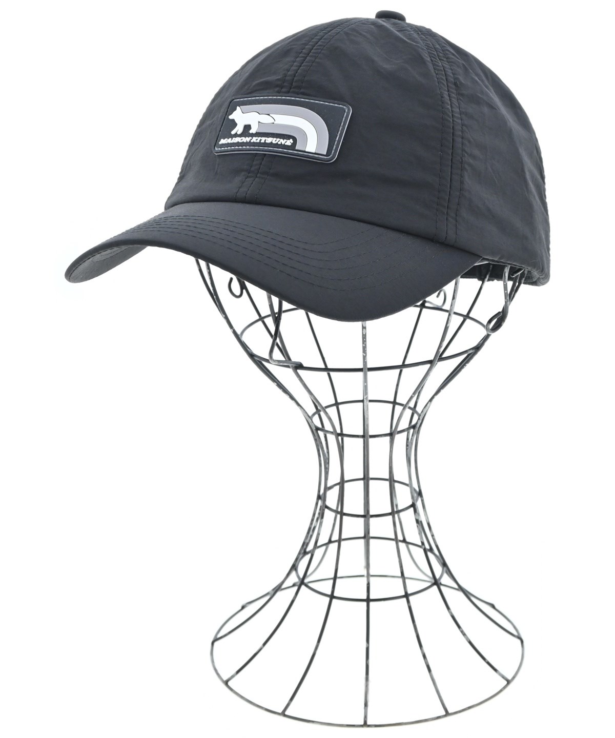 メゾンキツネ　Maison Kitsune キャップ　帽子 MAISON KITSUNE 【並行輸入品】 メゾンキツネ キャップ 帽子 LARGE FOX