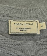 MAISON KITSUNE（メゾンキツネ）Tシャツ・カットソー グレー サイズ:S メンズ/2200675461023