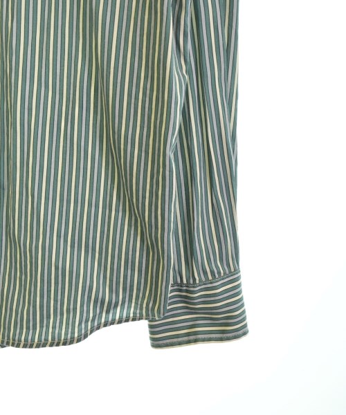 MAISON KITSUNE（メゾンキツネ）カジュアルシャツ 緑 サイズ:M メンズ/2200680432032