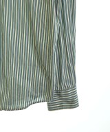 MAISON KITSUNE（メゾンキツネ）カジュアルシャツ 緑 サイズ:M メンズ/2200680432032