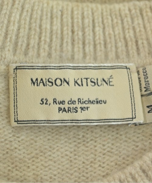 MAISON KITSUNE（メゾンキツネ）ニット・セーター ベージュ サイズ:M メンズ/2200687417070