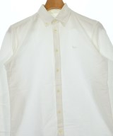 MAISON KITSUNE（メゾンキツネ）カジュアルシャツ 白 サイズ:38(S位) メンズ/2200699635028