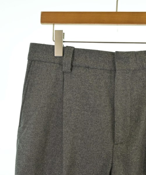 MAISON KITSUNE（メゾンキツネ）スラックス グレー サイズ:38(M位) メンズ/2200645034028