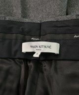 MAISON KITSUNE（メゾンキツネ）スラックス グレー サイズ:38(M位) メンズ/2200645034028