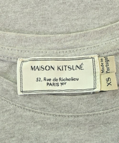 MAISON KITSUNE（メゾンキツネ）Tシャツ・カットソー グレー サイズ:XS メンズ/2200646404042